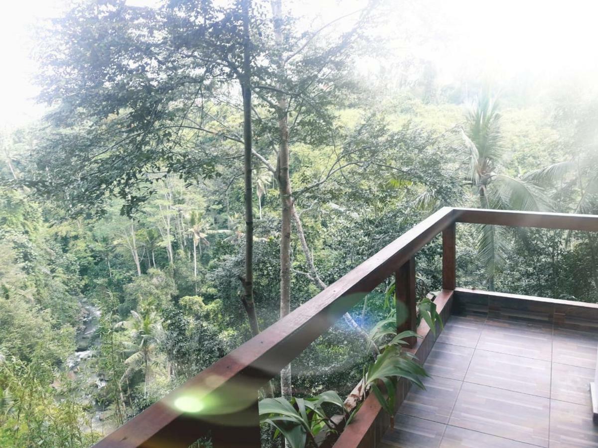 Ubud River Side House Hotel Exterior photo